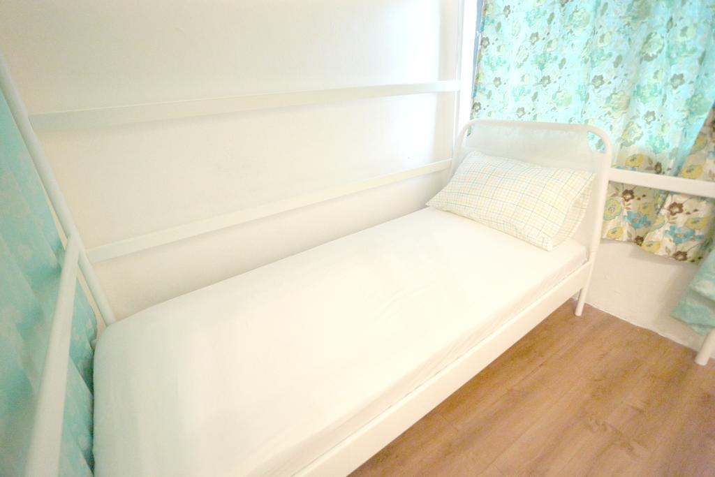 Blue Jasmine Hostel Бангкок Номер фото