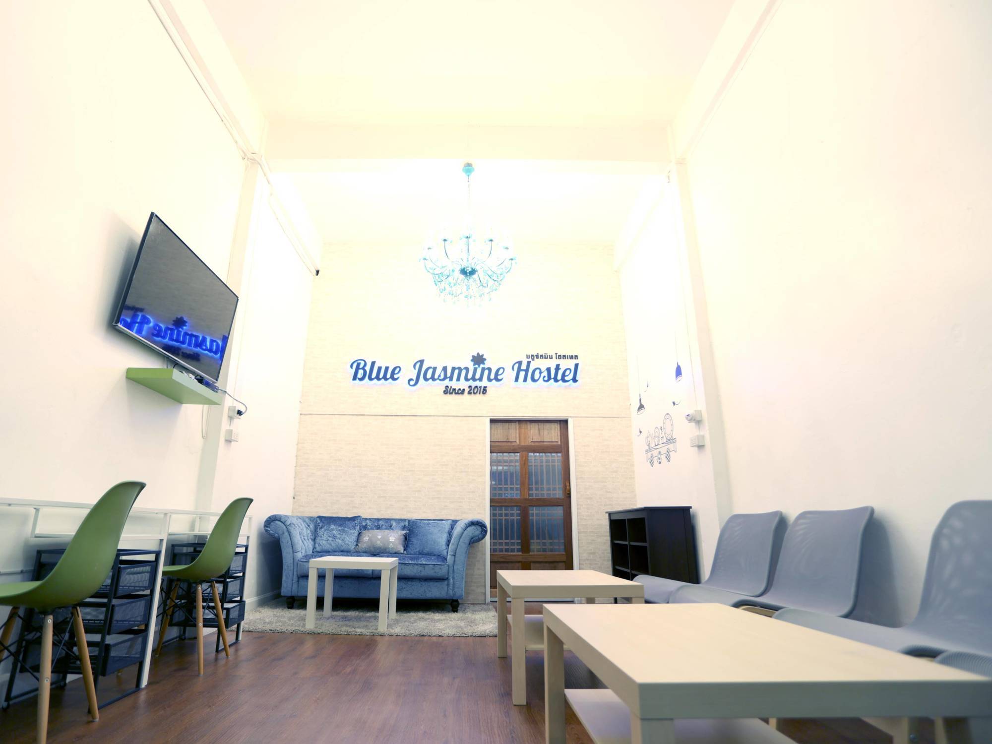Blue Jasmine Hostel Бангкок Экстерьер фото